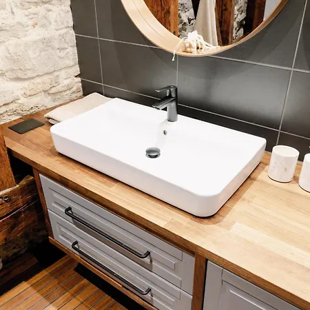 Apartment Stunning Three-level In Historic Old Town