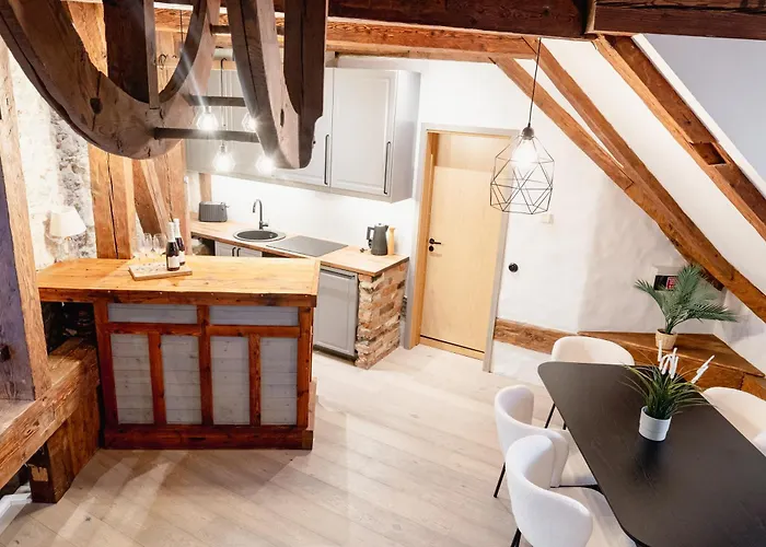 Apartment Stunning Three-level In Historic Old Town